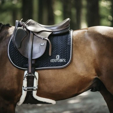 Kentucky Horsewear Kentucky Spring Zadeldekje Fishbone Leather Black Full